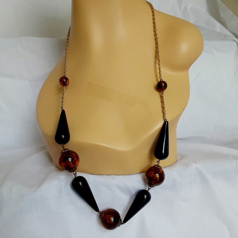 Estate lucite beaded amber root beer necklace